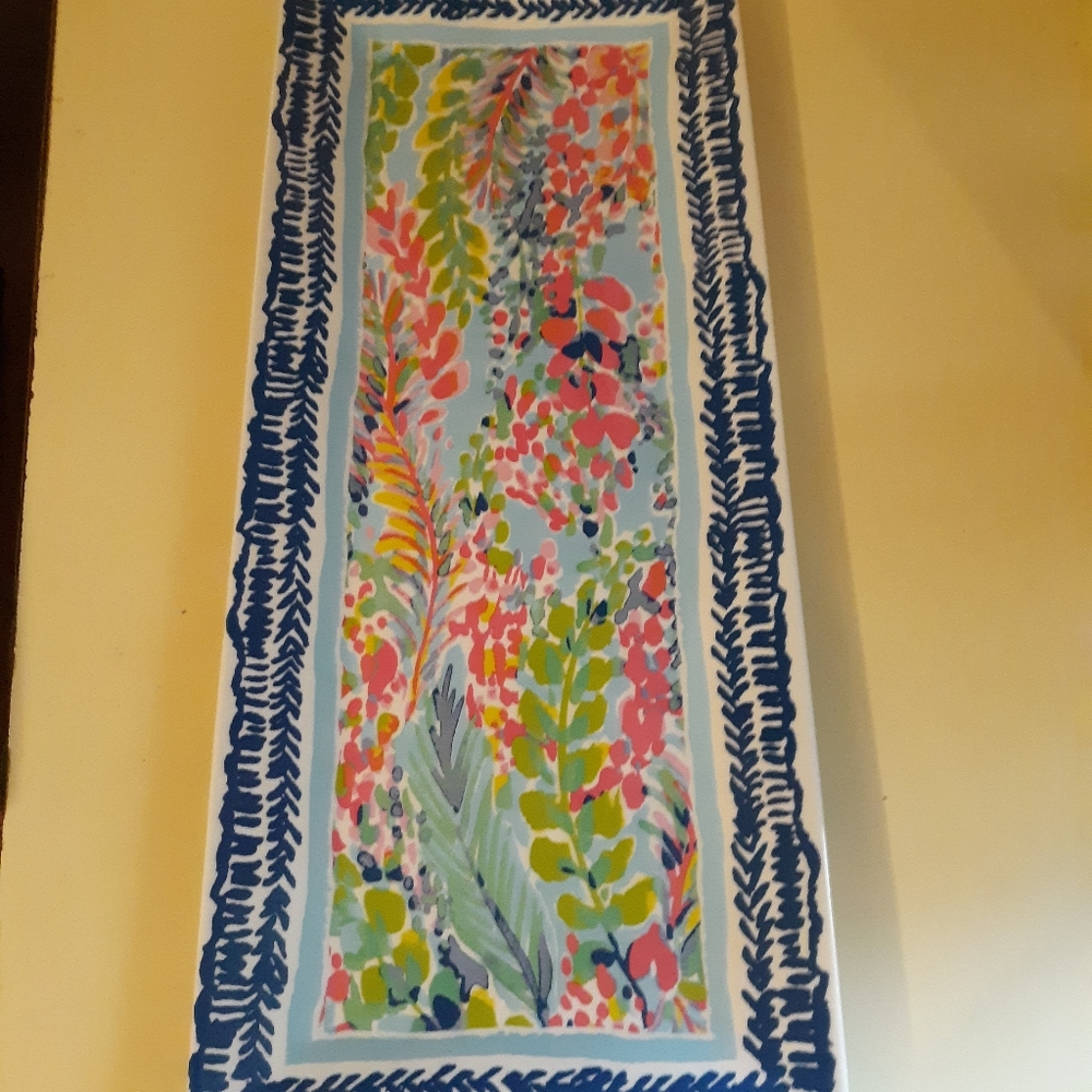 Lilly Pulitzer serving platter in Catch the Wave